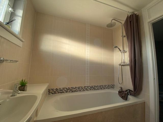 Burnt Island 2 Bed With Stunning Views Apartment Burntisland