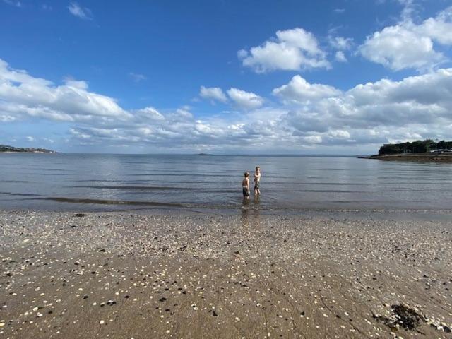 Burnt Island 2 Bed With Stunning Views